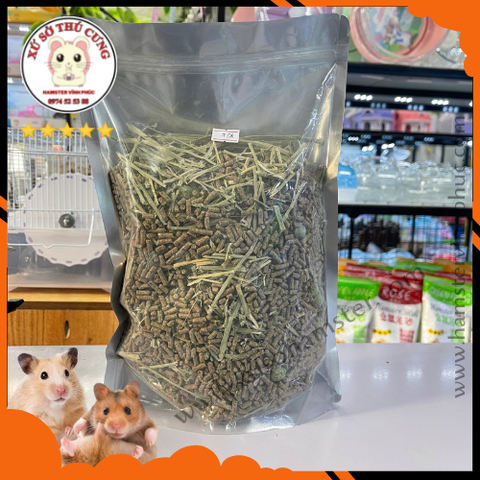 Thức ăn bụ ú đa thành phần