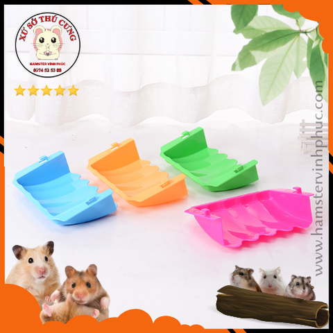 Máng cỏ gắn lồng cho thỏ, bọ ú bằng nhựa