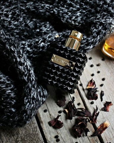 Nước hoa Valentino Donna Noir Absolu