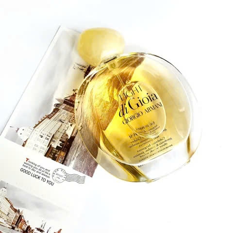 Nước Hoa Giorgio Armani Light di Gioia