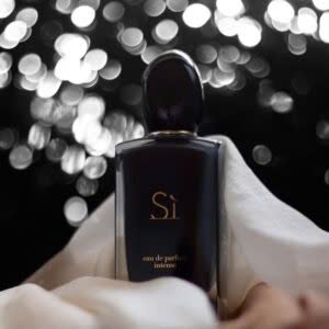 Nước Hoa Giorgio Armani Sì Intense