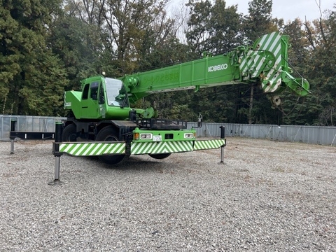 Xe cẩu bánh lốp 25 tấn Kobelco RK250-6 (2000) nhập khẩu từ Nhật Bản