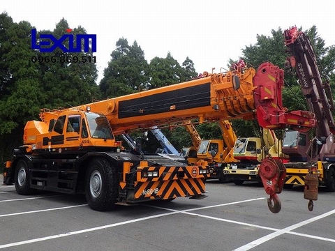 Xe cẩu bánh lốp 60 tấn Tadano GR-600N-1 (2006) nhập khẩu từ Nhật Bản