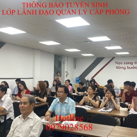 Lớp bồi dưỡng lãnh đạo, quản lý cấp phòng