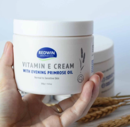 Kem dưỡng da Vitamin E Cream Redwin 330gr ( mẫu mới)