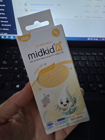 Xịt Răng Miệng Midkid A+ 30ml – Hỗ Trợ Chăm Sóc Răng Miệng Cho Bé Từ 3 Tháng Tuổi