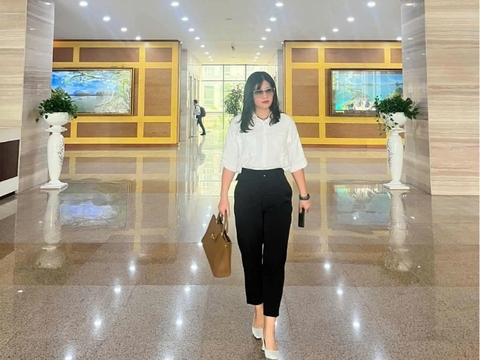 Luật Sư Phạm Thị Hồng Vân