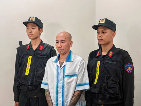 Phú Lê cùng 3 bị can bị khởi tố: Hơn 107 tỷ đồng doanh thu không được hạch toán, lập hóa đơn khống sẽ bị xử lý thế nào?