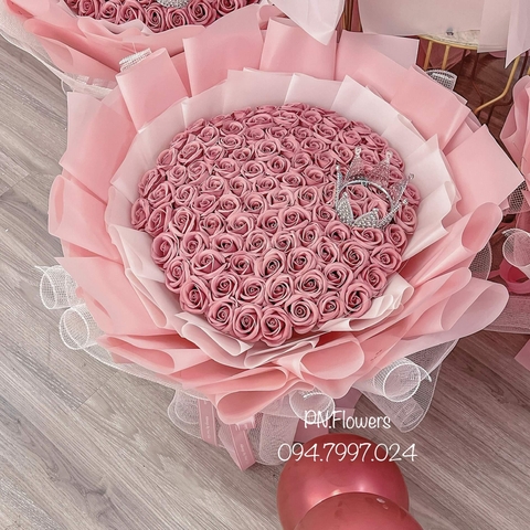 Hoa sáp thơm 99 bông nude