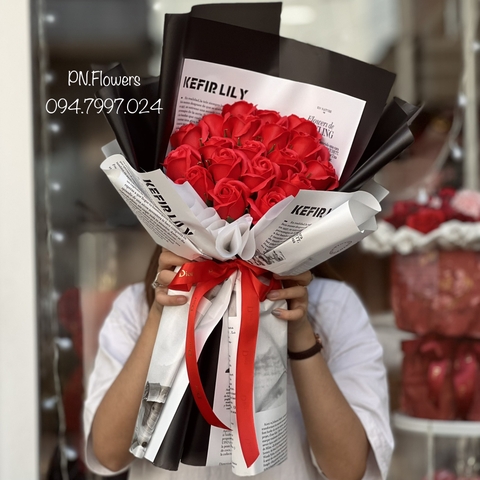 Hoa hồng sáp thơm 19 bông đỏ