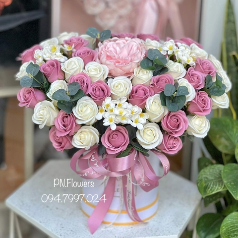 Hoa Sáp Chậu 50 Bông Tone Hồng Nude