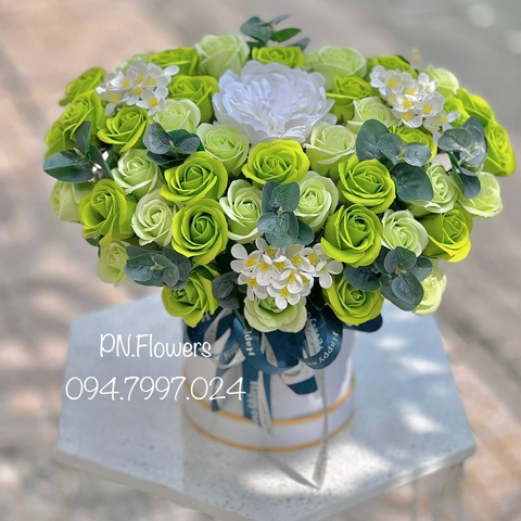 Hoa Sáp Chậu 50 Bông Tone Xanh Lá