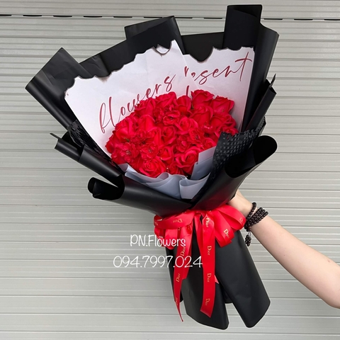 Hoa sáp 28 bông đỏ mix anh đào