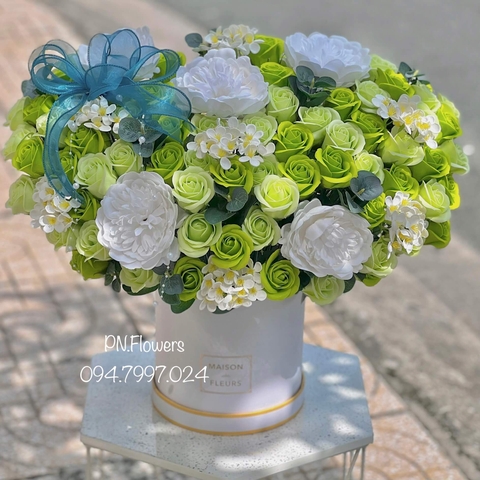 Hoa Sáp Chậu 100 Bông Tone Xanh Lá