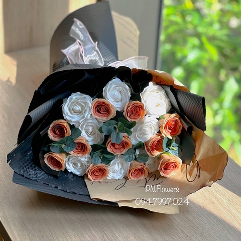 Hoa Sáp Ecuador 19 Bông Tone Nâu Đất