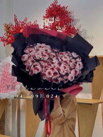 Bó hoa sáp 99 bông 7 lớp xịt sơn