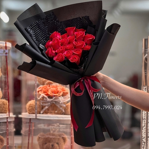 Bó hoa sáp 19 bông đỏ giấy xốp hàn