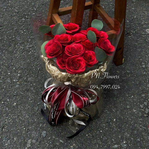 Bó Hoa Sáp 15 Bông Ecudor Đỏ Đô