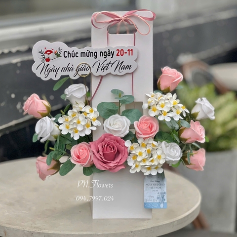 Túi giấy 16 bông tone hồng mix tú cầu