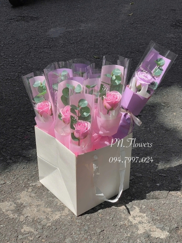 hoa sáp 1 bông hồng + tím