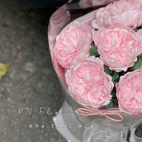 Bó Hoa Sáp Mẫu Đơn 6 Bông Phấn Nhạt