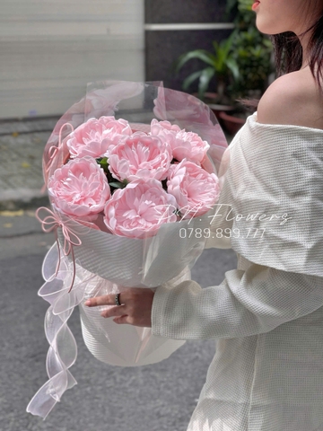 Bó Hoa Sáp Mẫu Đơn 6 Bông Phấn Nhạt