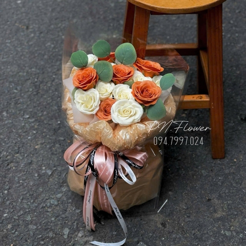Bó Hoa Sáp 15 Bông Ecudor Tone Cam