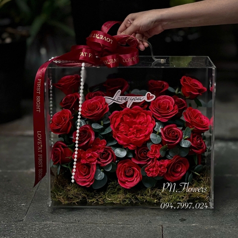 Vali Hoa Sáp Quà Tặng Valentine Tone Đỏ Size Lớn