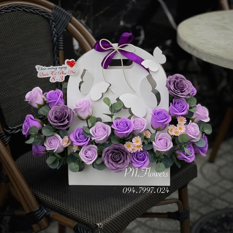 Giỏ Hoa Sáp Đẹp 8-3 Tone Tím