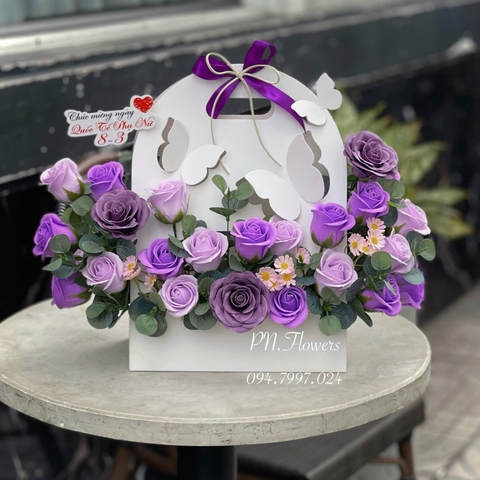 Giỏ Hoa Sáp Đẹp 8-3 Tone Tím
