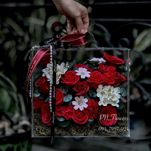 Vali Hoa Sáp Tone Đỏ Size Nhỏ