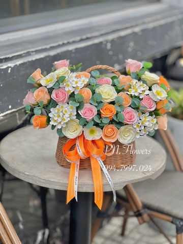 Giỏ Hoa Sáp Đẹp 33 Bông Tone Cam Hồng