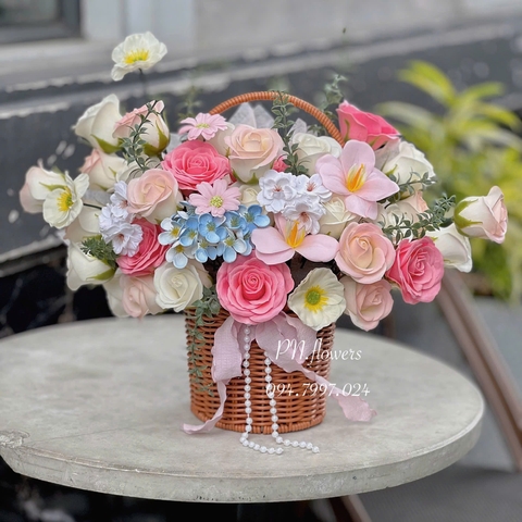 Giỏ Hoa Sáp Thơm 50 Bông Mix Tone Hồng