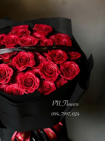 Bó Hoa Sáp 50 Bông Euador Tone Đỏ Đô