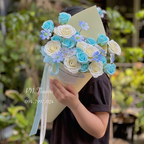 Bó Hoa Sáp Ốc Quế Tone Xanh Dương