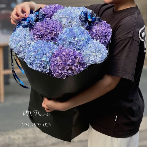 Bó Hoa Cẩm Tú Cầu Lụa 11 Bông Tone Xanh Dương