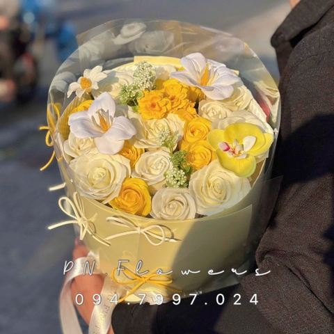 Bó Hoa Sáp Thơm Mix 23 Bông Tone Vàng Kiểu Tròn