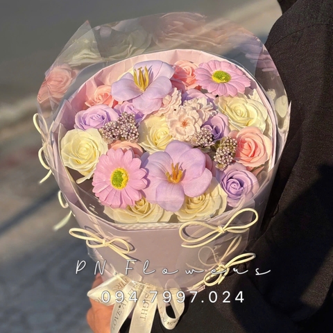 Bó Hoa Sáp Thơm Mix 23 Bông Tone Tím Kiểu Tròn