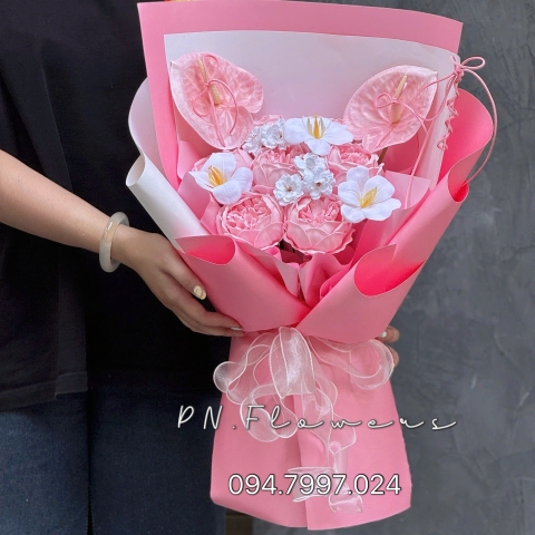 Bó Hoa Sáp 7 Bông Trà Búp Mix Tone Hồng