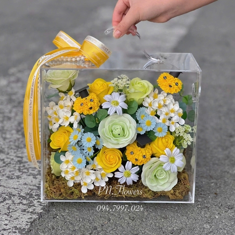 Vali Hoa Sáp Tốt Nghiệp Size Nhỏ