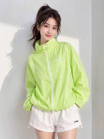 Màu này lên siu ưng Áo gió Lining C26081502