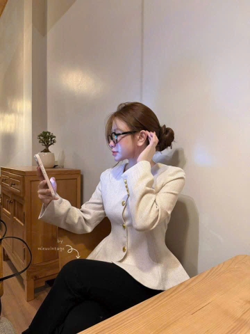 Áo cổ tròn thanh lịch HQ26102246