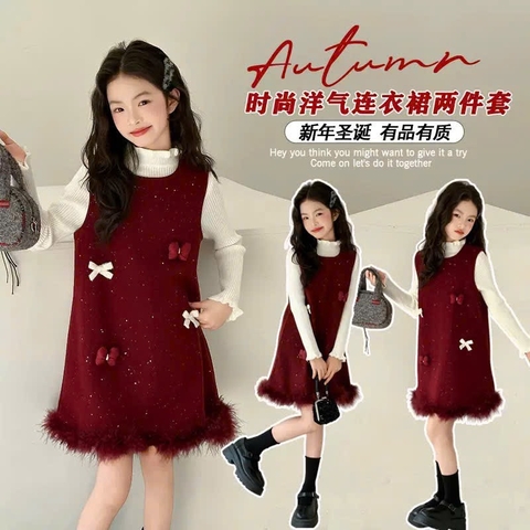 SET VÁY NƠ ĐỎ PHỐI ÁO LEN CỔ BÈO C25120305