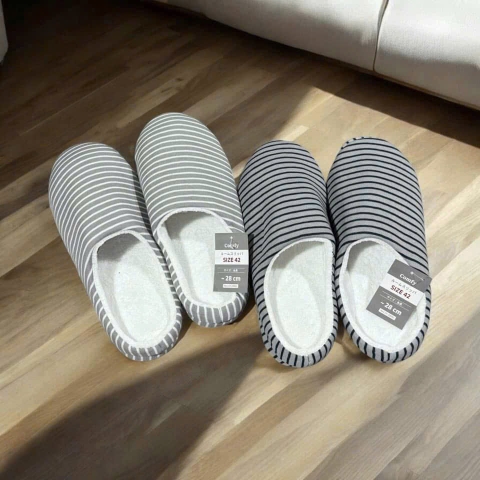 Dép ấm chân đi trong nhà đế nhựa Comfy Nhật Bản – lót lông cừu CN26100631