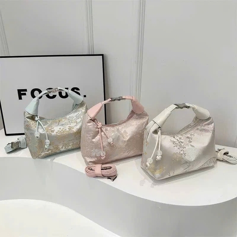 Túi xinh diện áo dài T25121209