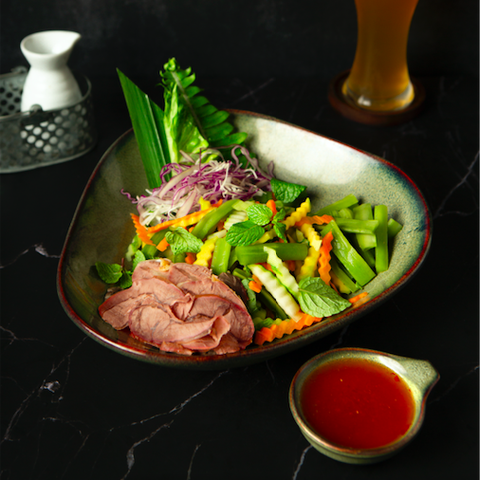 Salad Rau Tiến Vua Với Bắp Bò Ngâm Mắm