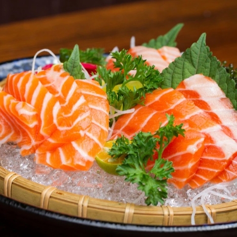 Sashimi Cá Hồi