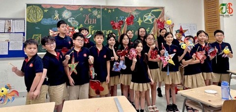 Workshop Trường Học Làm Đèn Lồng Trung Thu Tại Lớp 6P3 – THCS Marie Curie