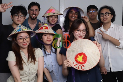 WORKSHOP TRANG TRÍ NÓN LÁ – SỰ KIỆN NGHỆ THUẬT QUỐC TẾ DO MỸ THUẬT HỒNG SÂM TỔ CHỨC TẠI ĐẠI HỌC NGOẠI THƯƠNG