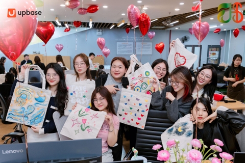 Workshop Trang Trí Túi Vải Canvas Do Mỹ Thuật Hồng Sâm Tổ Chức Tại Up Base Nhân Ngày 8/3